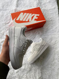 NIKE AIR FORCE BLANCAS